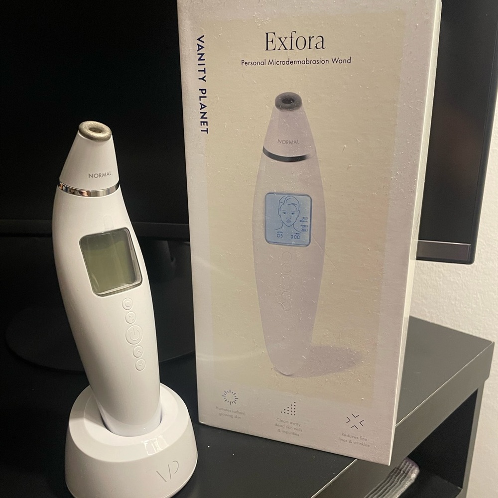 Vanity planet exfora personal microdermabrasion wand
